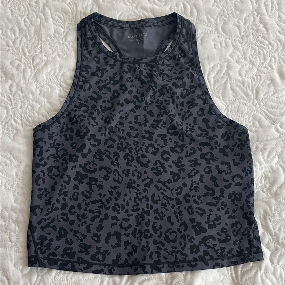 Athleta tank. Size S.